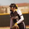 Фото профиля 2027 Lilee Zarate RHP/OF/1B