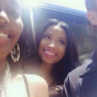 notzhiyr's profile picture