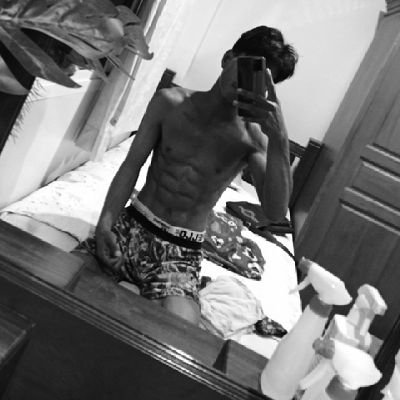 _levi's profile picture