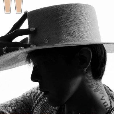 blondifique's profile picture