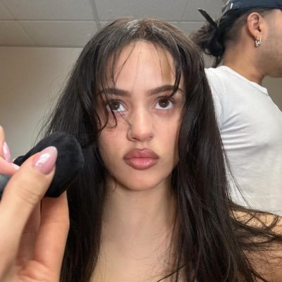 biIlieculona's profile picture