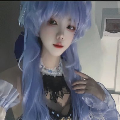 880101li's profile picture