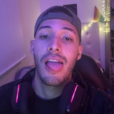 angeldustt7's profile picture