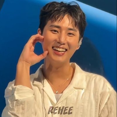 with_rehee's profile picture