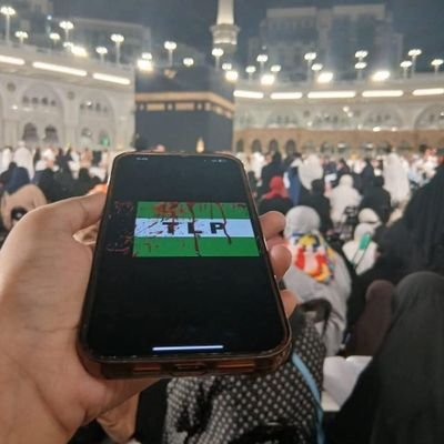 S H's profile picture
