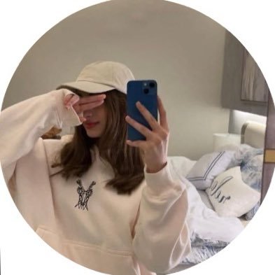 عمتكم ريناد's profile picture