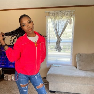 SittinPrettyLay's profile picture