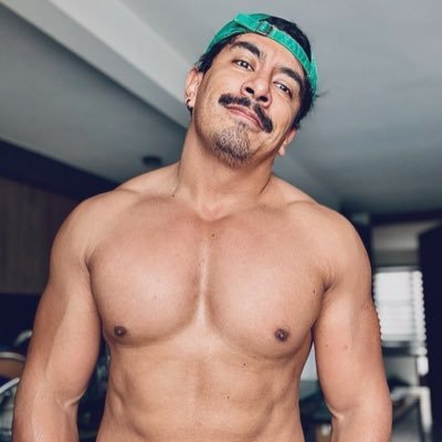 Zoon Politikón's profile picture