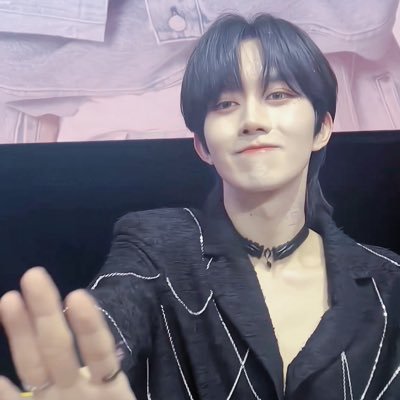 _khunbenJA_'s profile picture