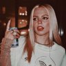 Lana is seeing BTS profil fotoğrafı