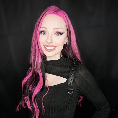 ailshasworld's profile picture