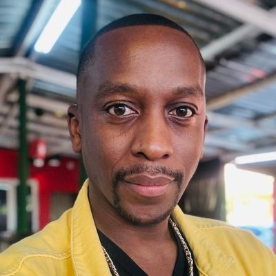 ayandamak's profile picture