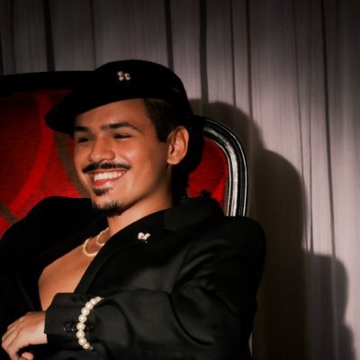 mel maio's profile picture