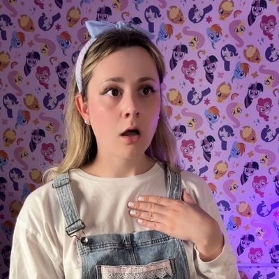 Twilygirly's profile picture