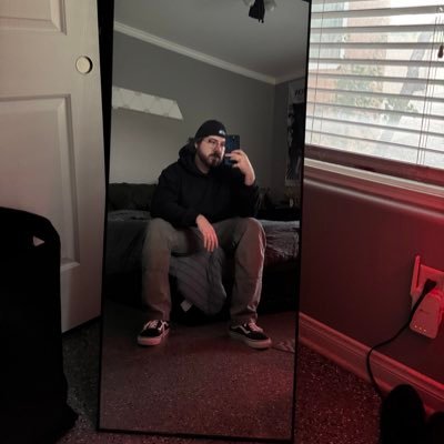 F's profile picture