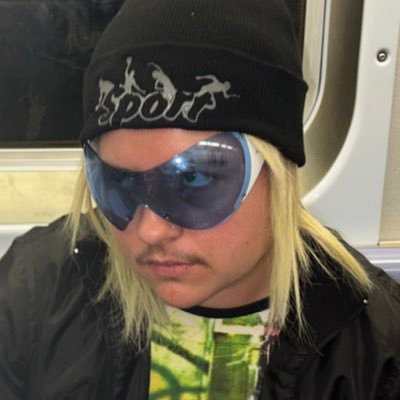 FVCKLVL1's profile picture