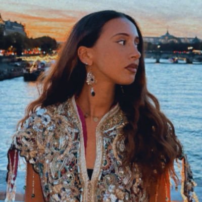 adelaidezlka's profile picture