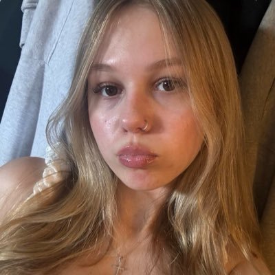 Six's profile picture