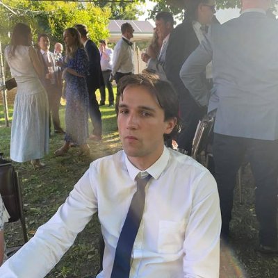 Louis Gleeson's profile picture