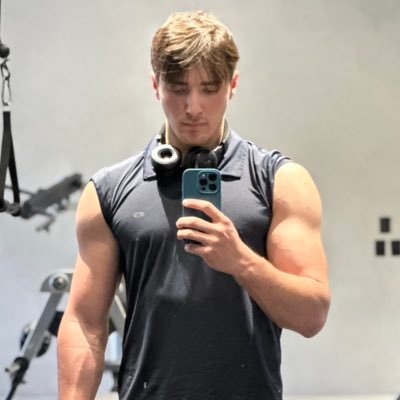 E L I E L's profile picture
