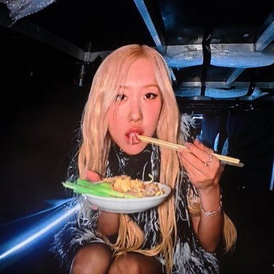 𝐵𝑎𝑦𝑟𝑢ℛ 。◕‿◕。's profile picture