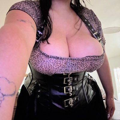 🍒BIG TITTY ASIAN 🍒's profile picture