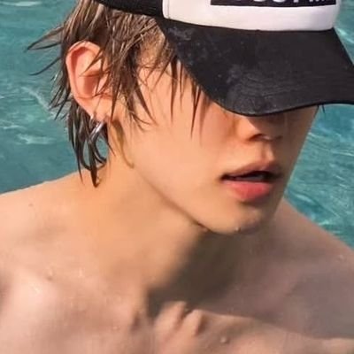 ,'s profile picture