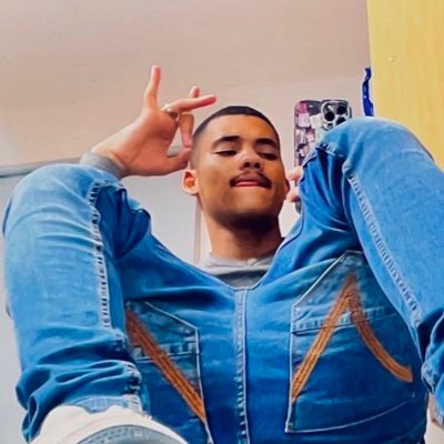 HEINz๐'s profile picture