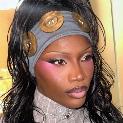 ؘ's profile picture