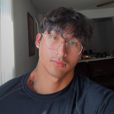 Sharkbait7098's profile picture