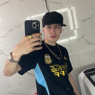 Dami_El_Zuku's profile picture