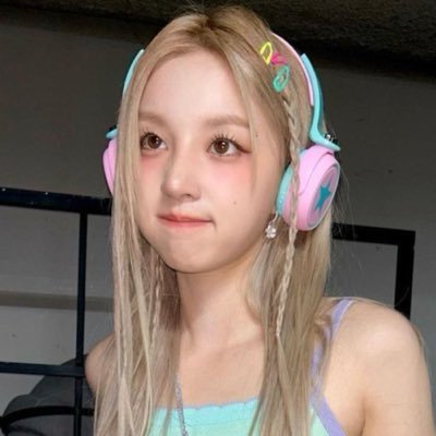 sewbeens's profile picture