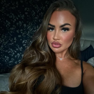 katie Irvine's profile picture