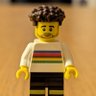 MiddleAgedManInLego 的头像