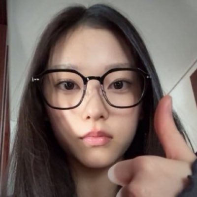 hyekittyz's profile picture