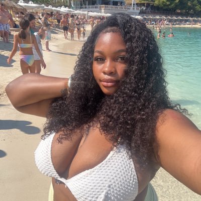 Yo🎀's profile picture