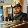 ลุงหมีขี่มอไซด์ไปกินไก่ทอด 🍗🛵💨 profil fotoğrafı