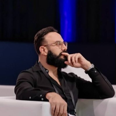 jiUbFiWSBa2dRiY's profile picture