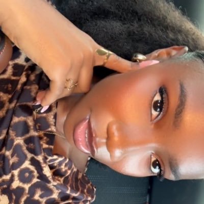 piink_carnation's profile picture