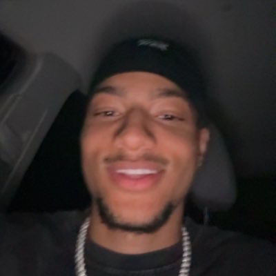 EasyBreezy's profile picture