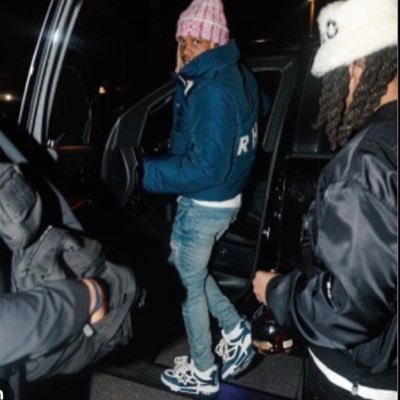 TylikWeeks's profile picture