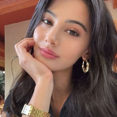 meryem's profile picture