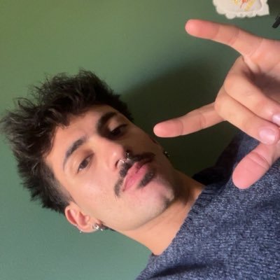 plluutos's profile picture
