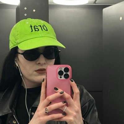 𝔤𝔞𝔢 ♡'s profile picture
