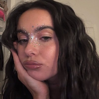 maría 🍓's profile picture