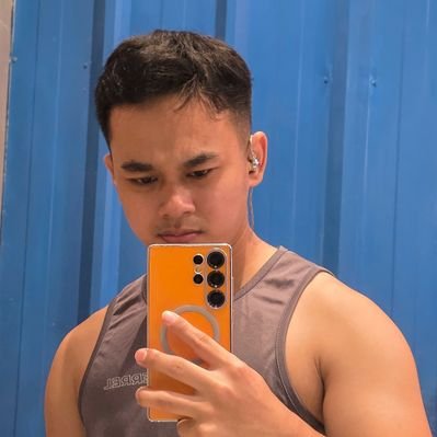 superteova's profile picture