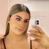 Cora 🦋's profile picture