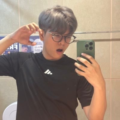 akkii's profile picture