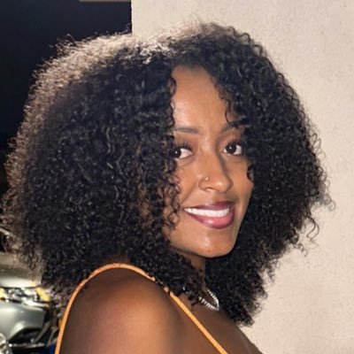 WealthSquad♻️ Ashley J's profile picture