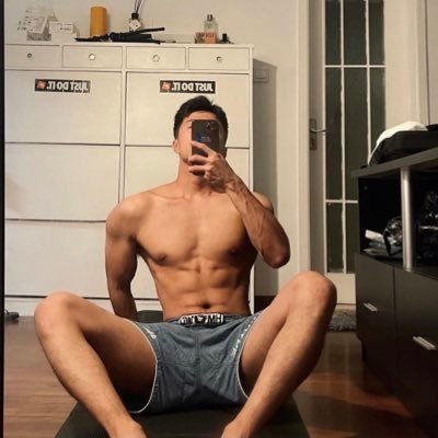 XBY6952078's profile picture